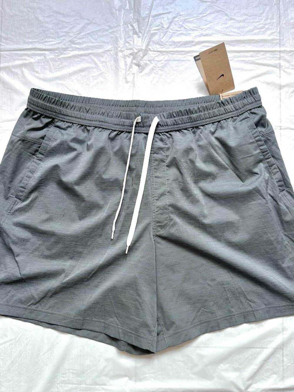 NEW Nike Men's Form Dri-FIT 7" Unlined Versatile Shorts w Pocket Gray Size 2XL